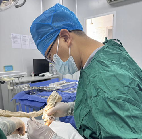 风雨突至，金沙娱乐城不停歇，全力满足急症患者医疗需求